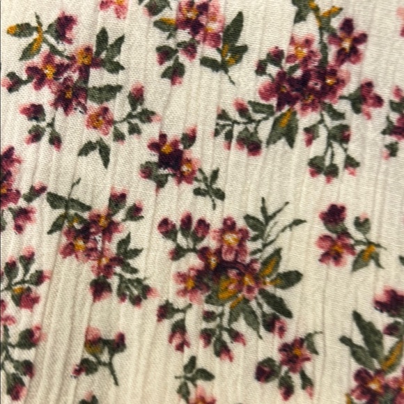 American Eagle Outfitters Pink Cream Fitted‎ Ruffled Camisole - Picture 9 of 10